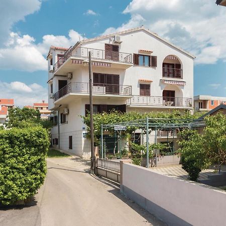 Nice Apartment In Zadar With Wifi Экстерьер фото