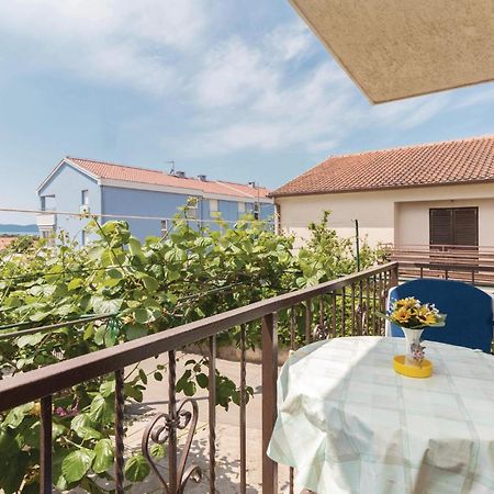 Nice Apartment In Zadar With Wifi Экстерьер фото