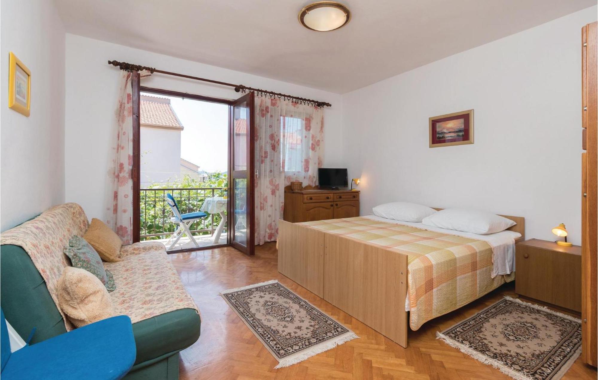 Nice Apartment In Zadar With Wifi Экстерьер фото
