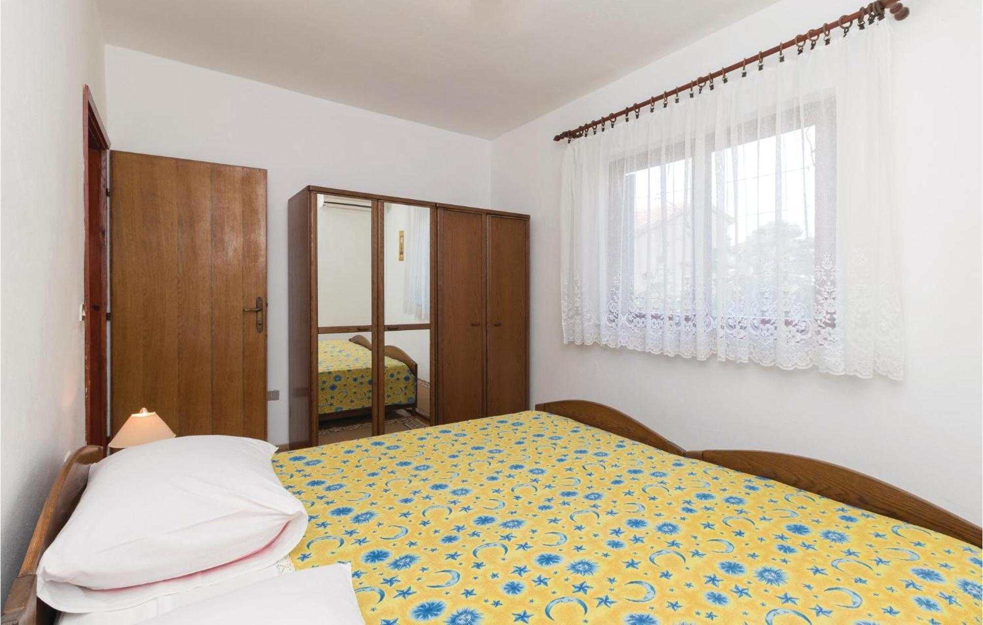 Nice Apartment In Zadar With Wifi Экстерьер фото