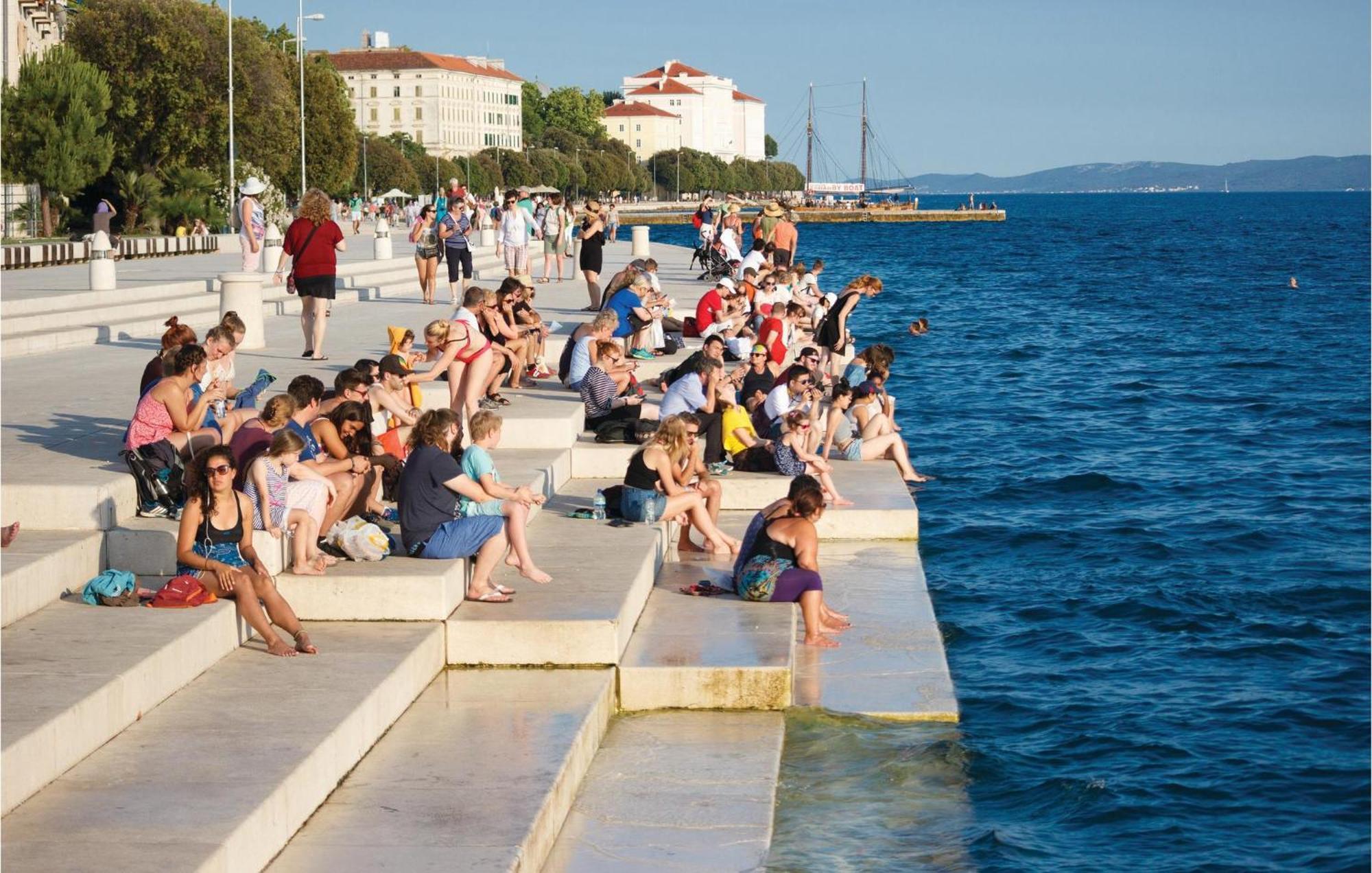 Nice Apartment In Zadar With Wifi Экстерьер фото