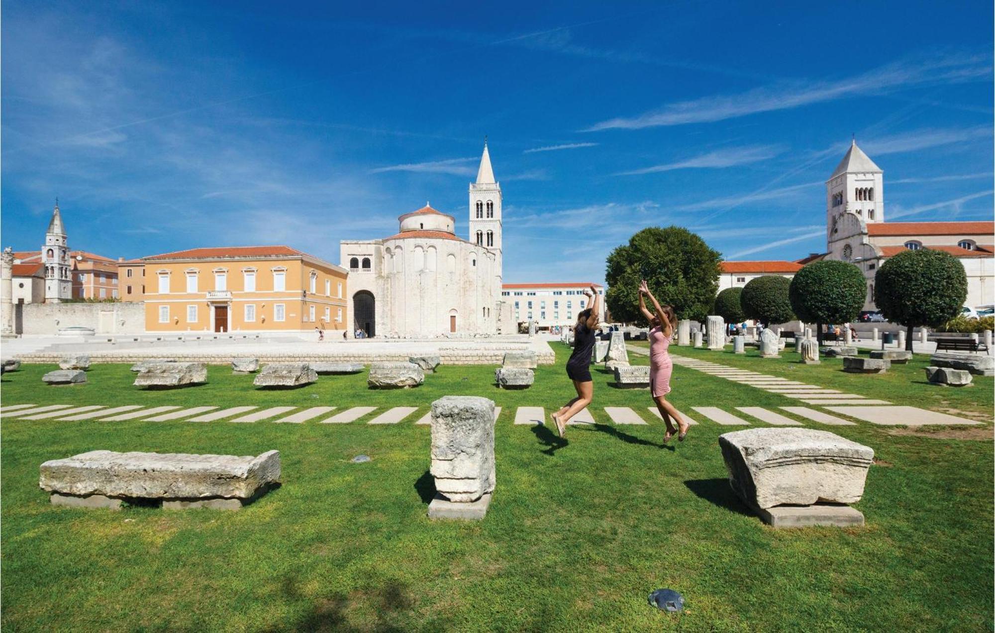 Nice Apartment In Zadar With Wifi Экстерьер фото